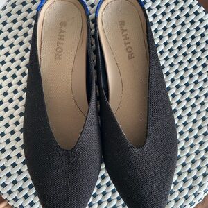 Rothy's Black and Blue Flats